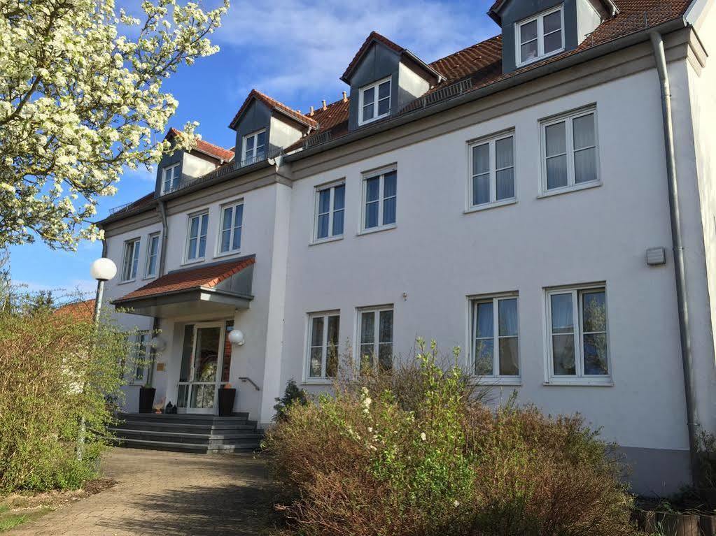 Gasthof Linde - Hotel Blum Unterroth Екстер'єр фото